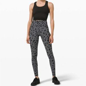 Lululemon Swift Speed 28 inch Textured Labyrinth Black Light Cast